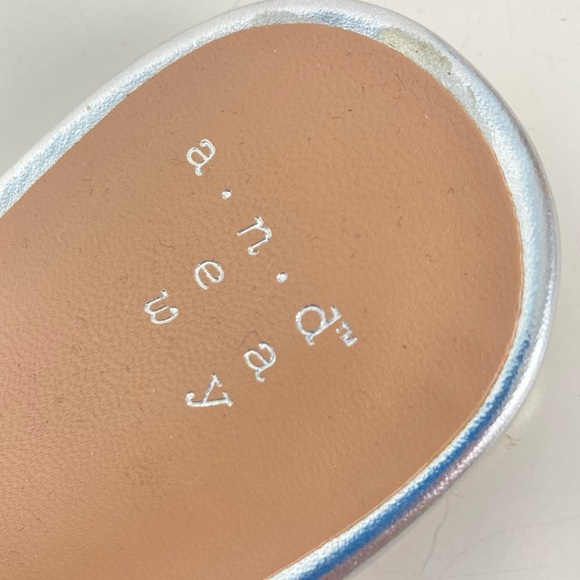 A NEW DAY Silver Slip-on Mules Slides - Size 6 - Picture 7 of 9